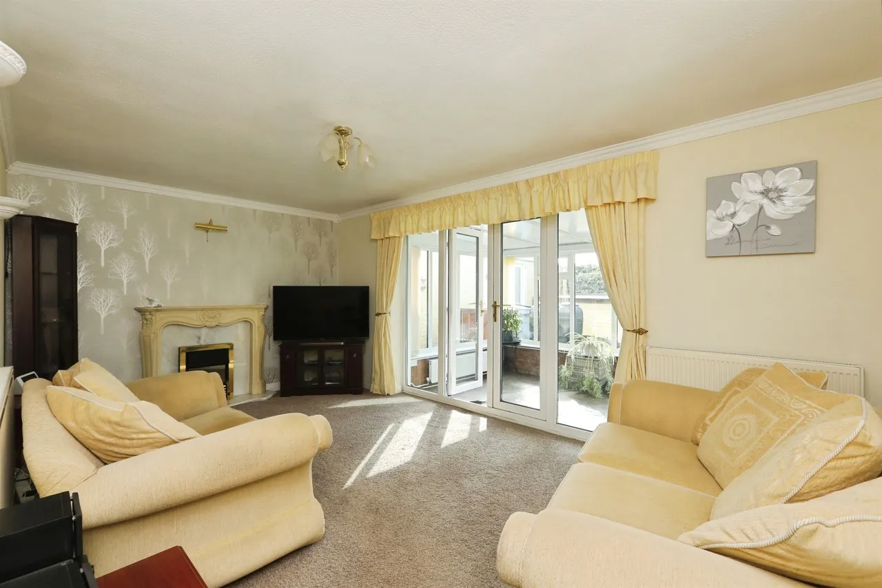 Portland Place, Sutton, Retford, photo 6