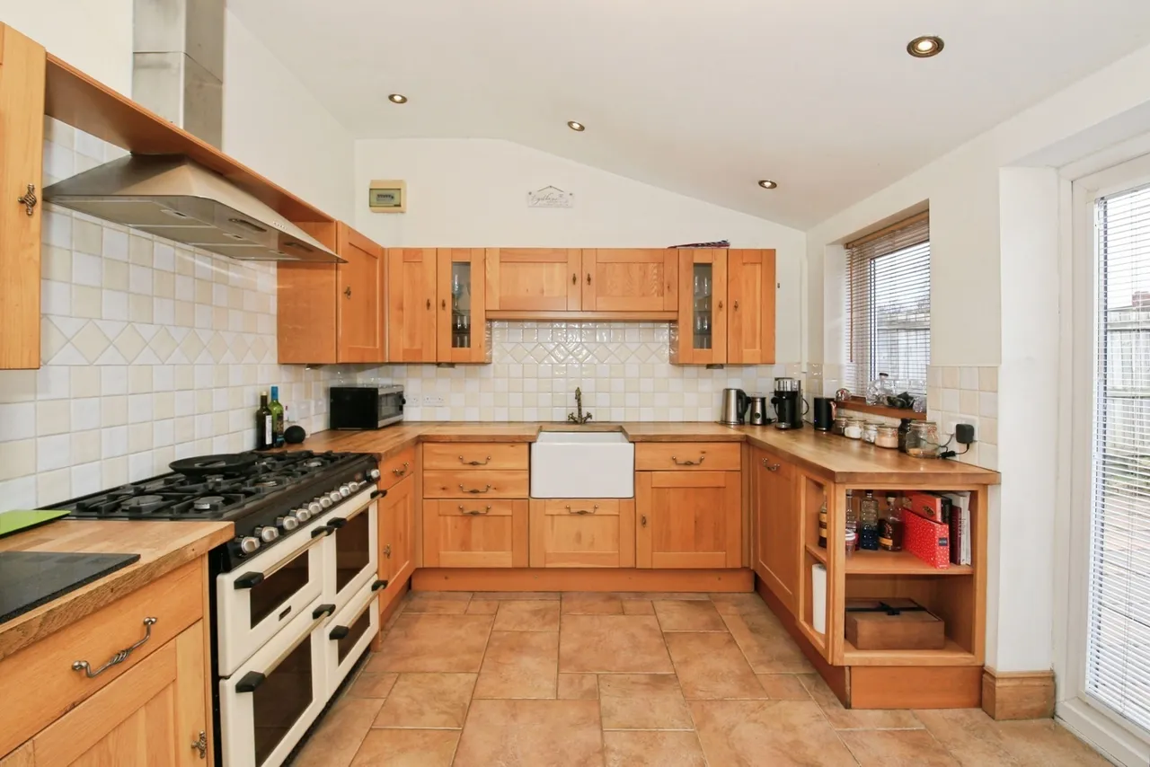 Fletton Avenue, Peterborough, Cambridgeshire, PE2, photo 9