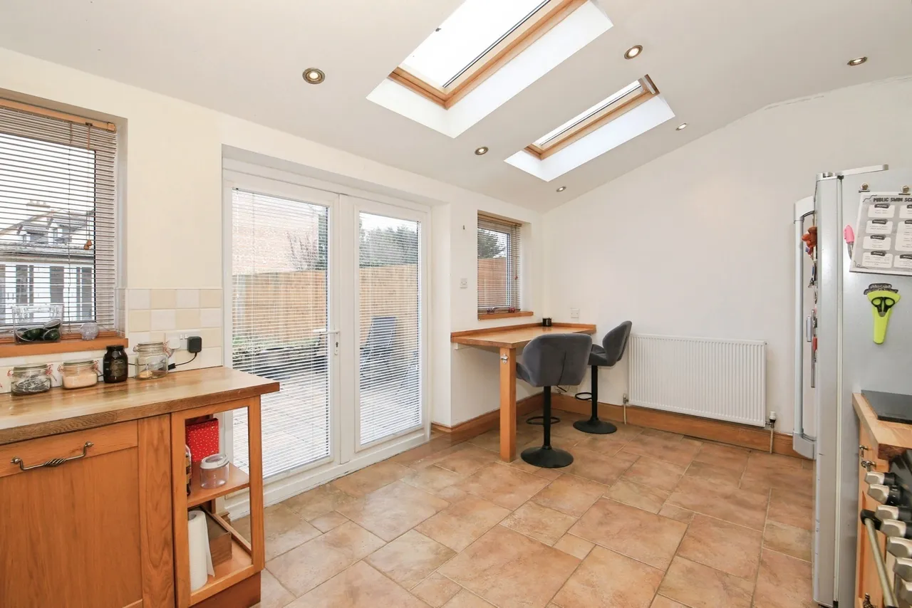 Fletton Avenue, Peterborough, Cambridgeshire, PE2, photo 8