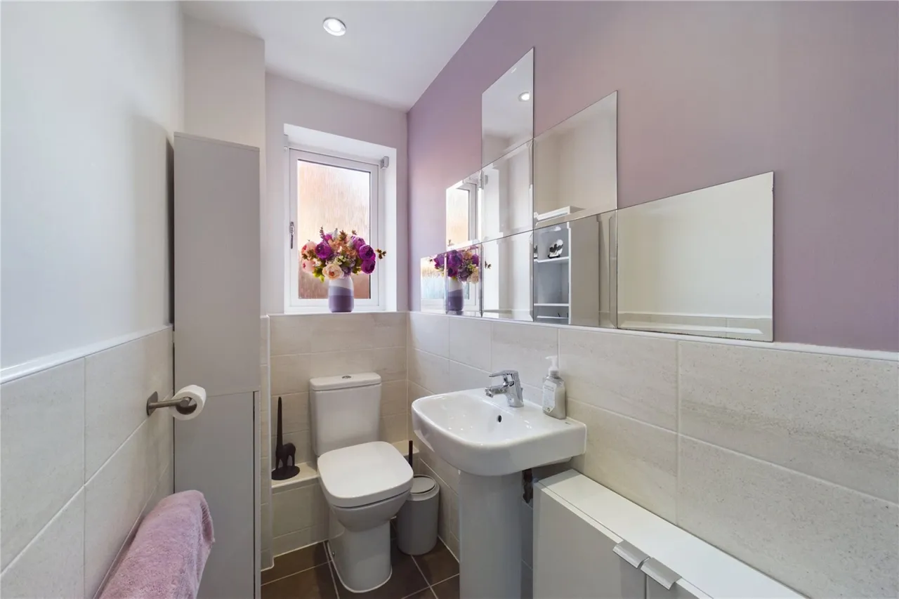 Albert Close, Spencers Wood, RG7, photo 8