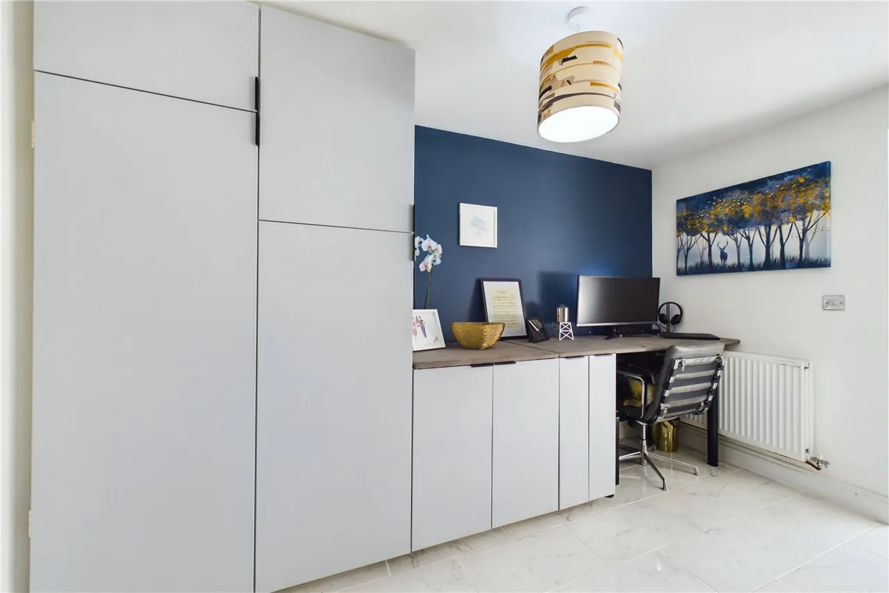 Albert Close, Spencers Wood, RG7, photo 6
