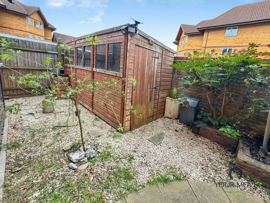 Frobisher Road, Erith, DA8, photo 2