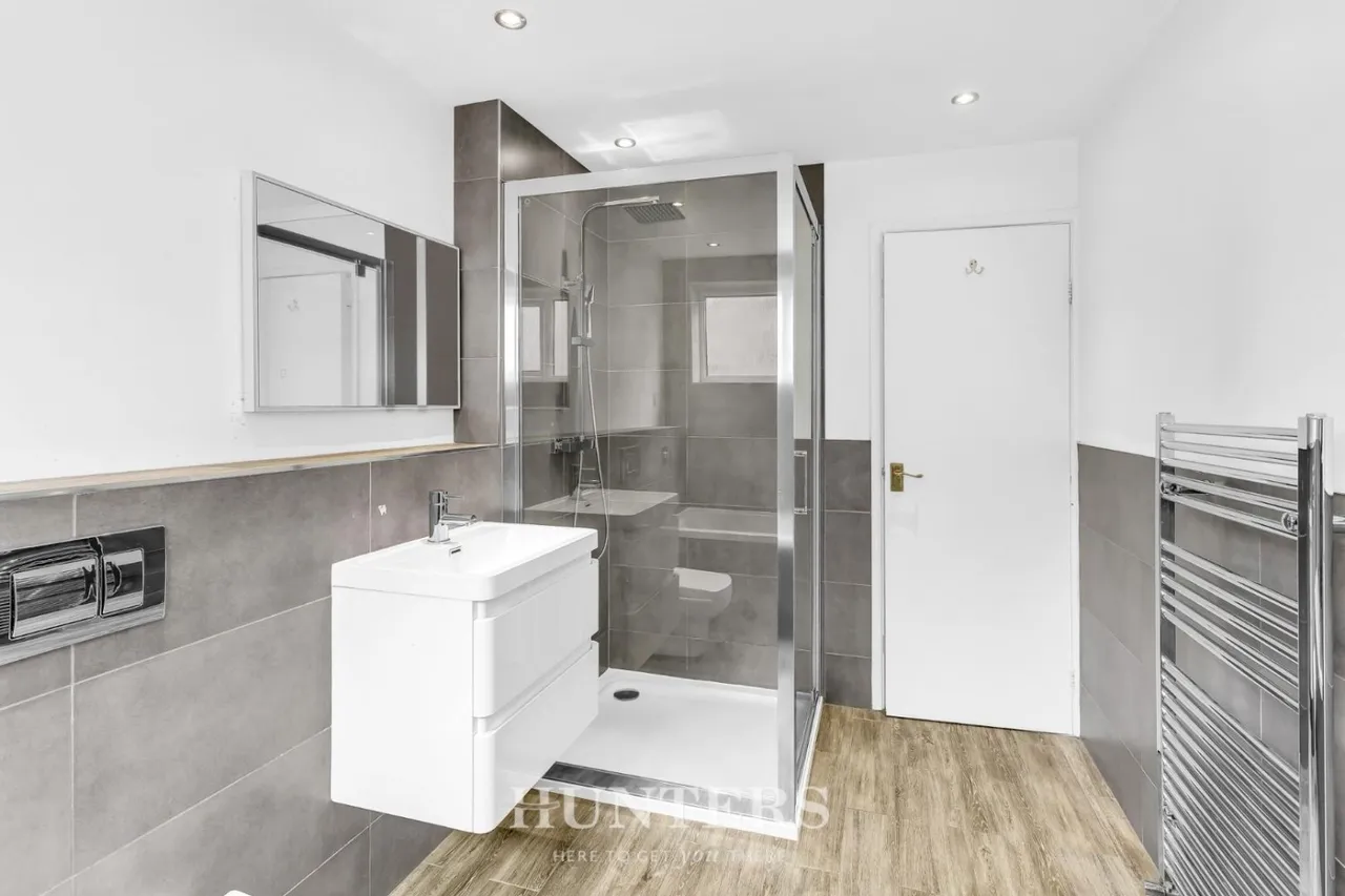 Lime Gardens, Middleton, M24, photo 10