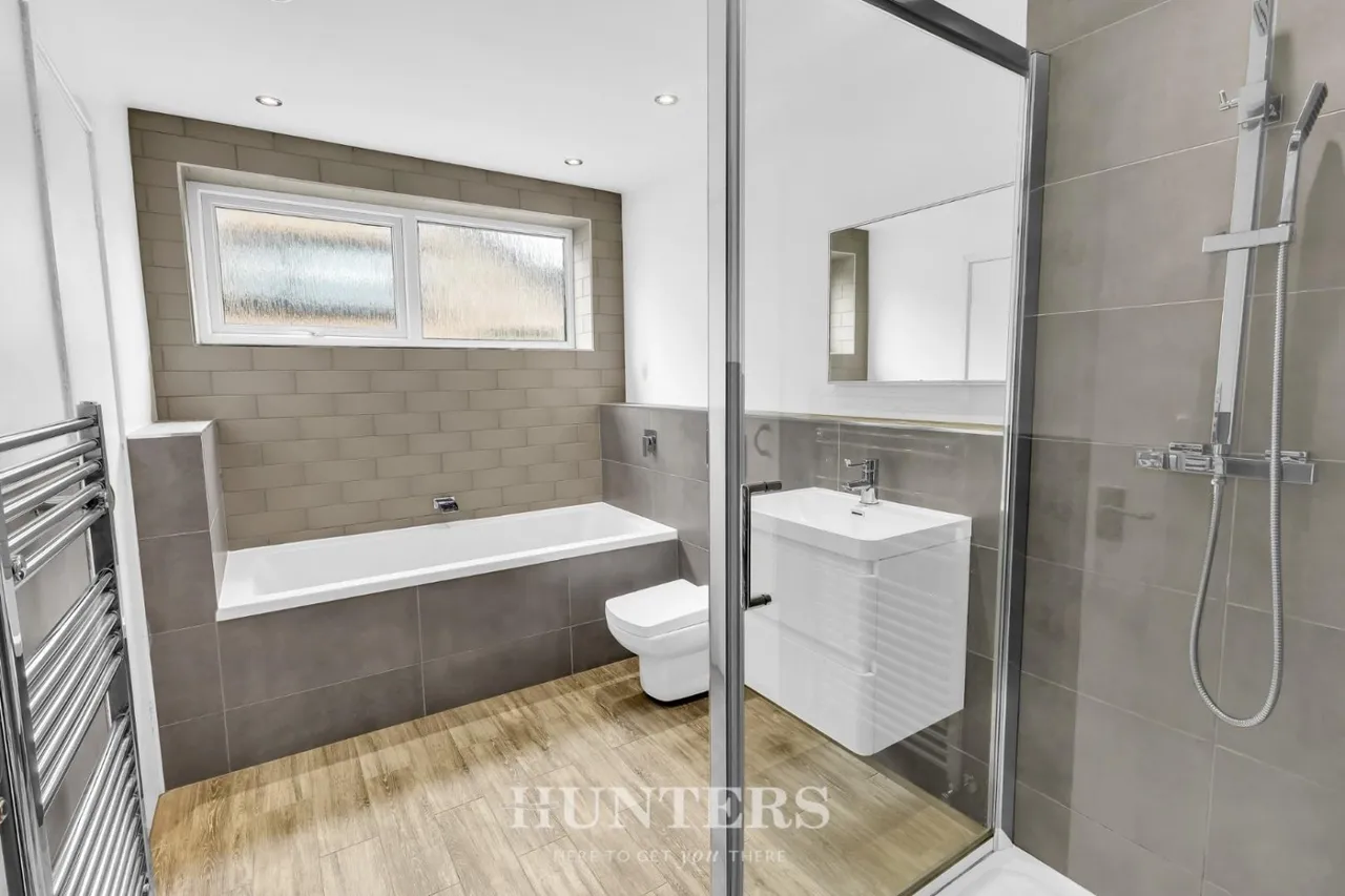 Lime Gardens, Middleton, M24, photo 9