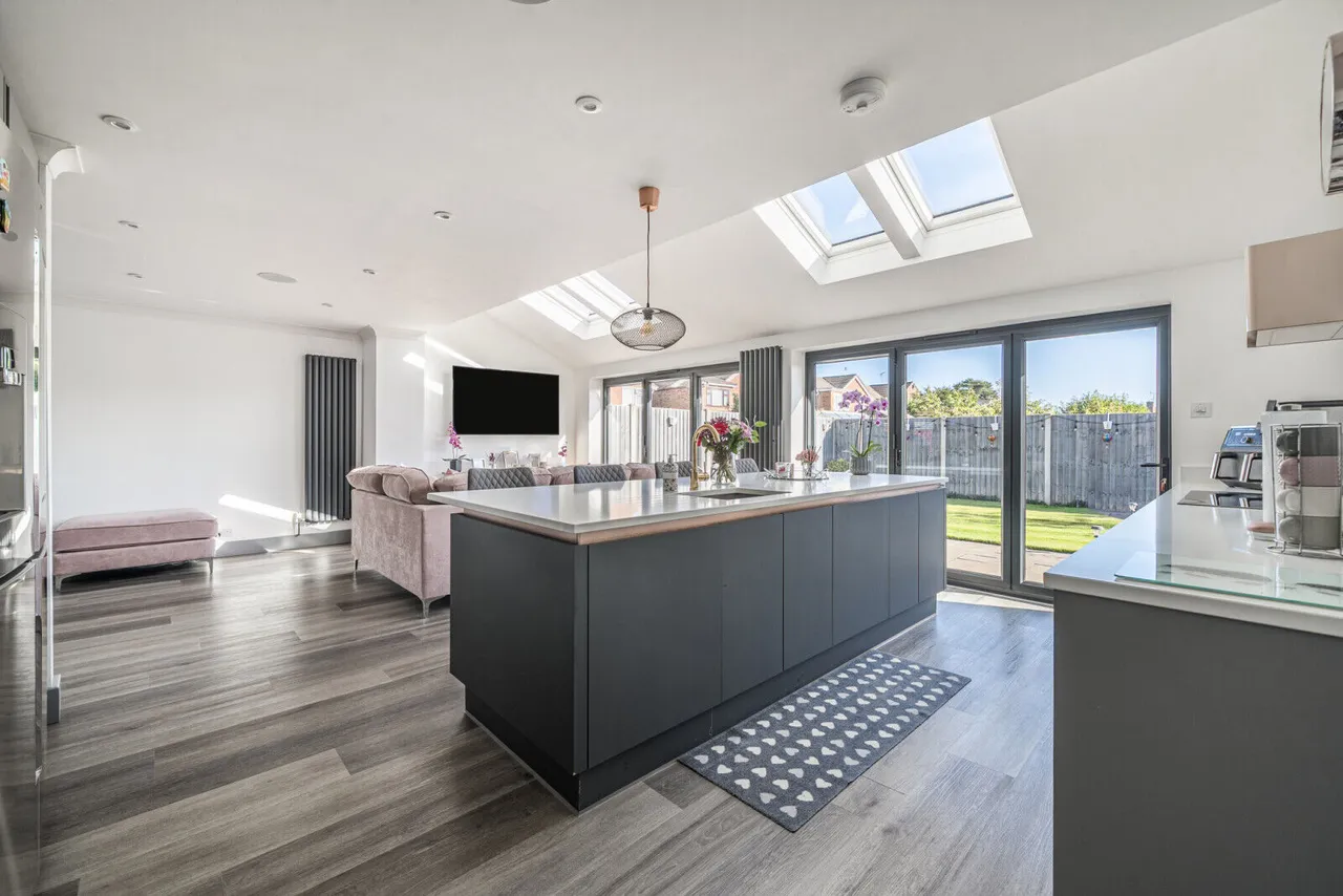 Volunteer Road, Theale, RG7, photo 5