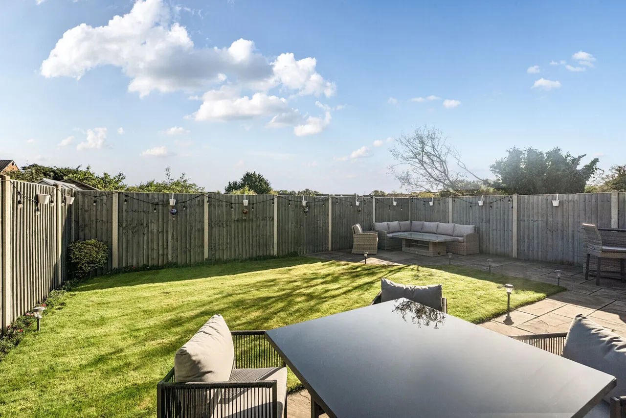 Volunteer Road, Theale, RG7, photo 17