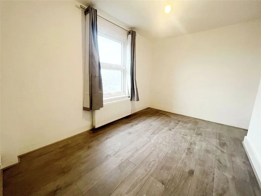 St. Albans Road, Watford, WD24, photo 6