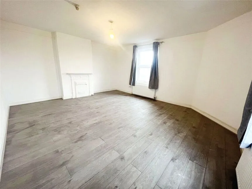 St. Albans Road, Watford, WD24, photo 8