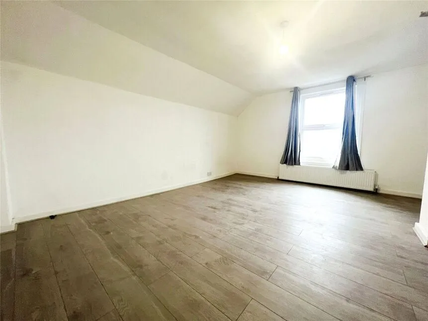 St. Albans Road, Watford, WD24, photo 9