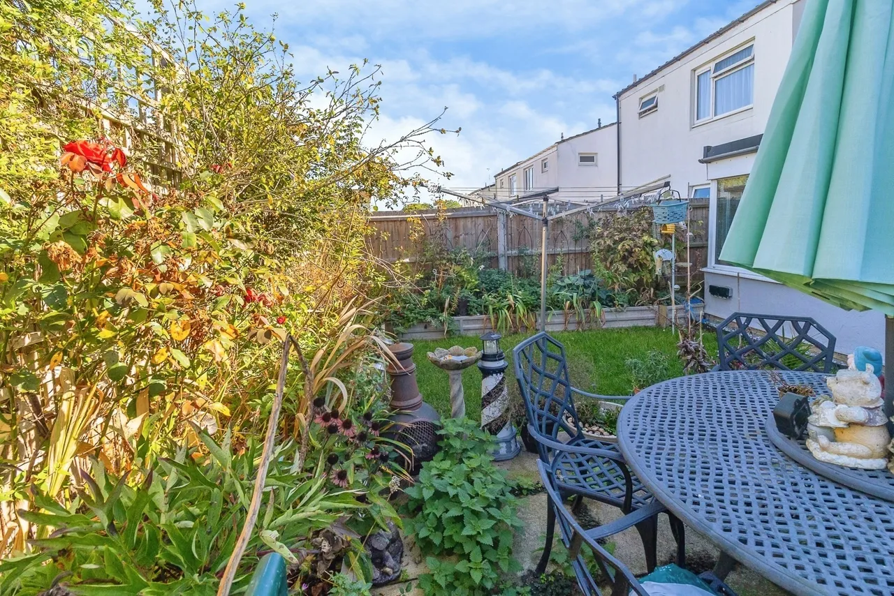Tyrill, Stantonbury, MK14, photo 17