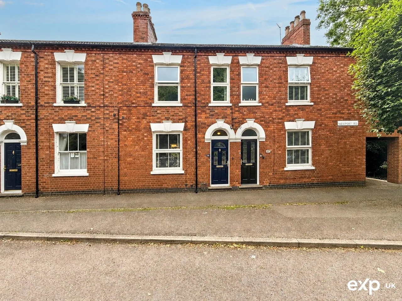 4 bed house for sale — Newport Road, New Bradwell, Milton Keynes, MK13