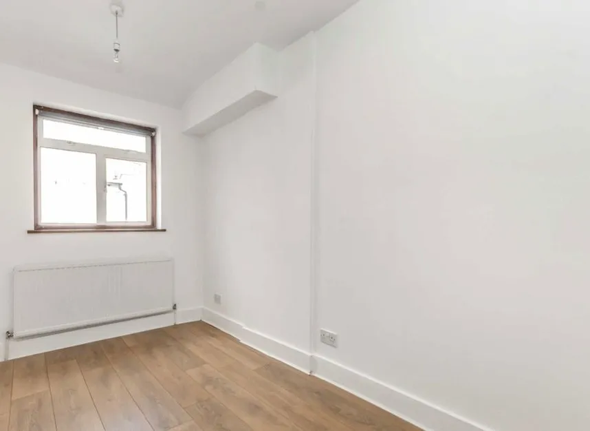 Church Road, London, W3, photo 4
