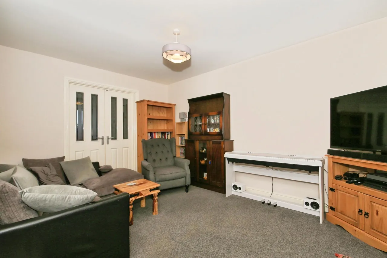Cornflower Close, Peterborough, PE7, photo 4