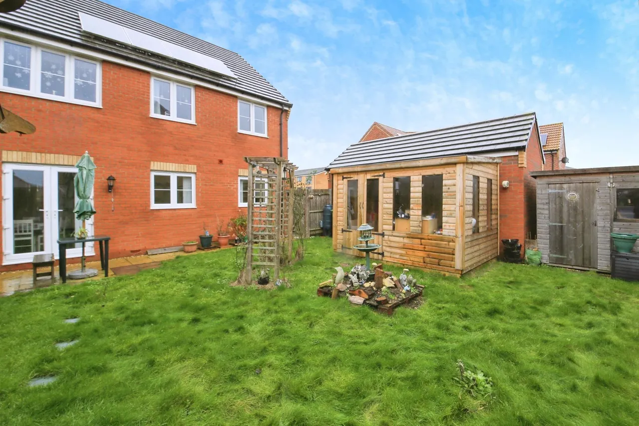 Cornflower Close, Peterborough, PE7, photo 18
