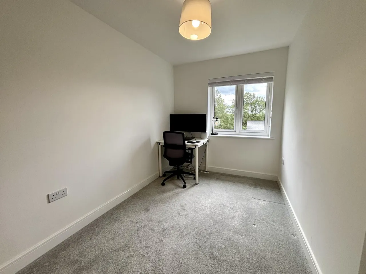 Blackthorn Lane, Leeds, LS16, photo 15