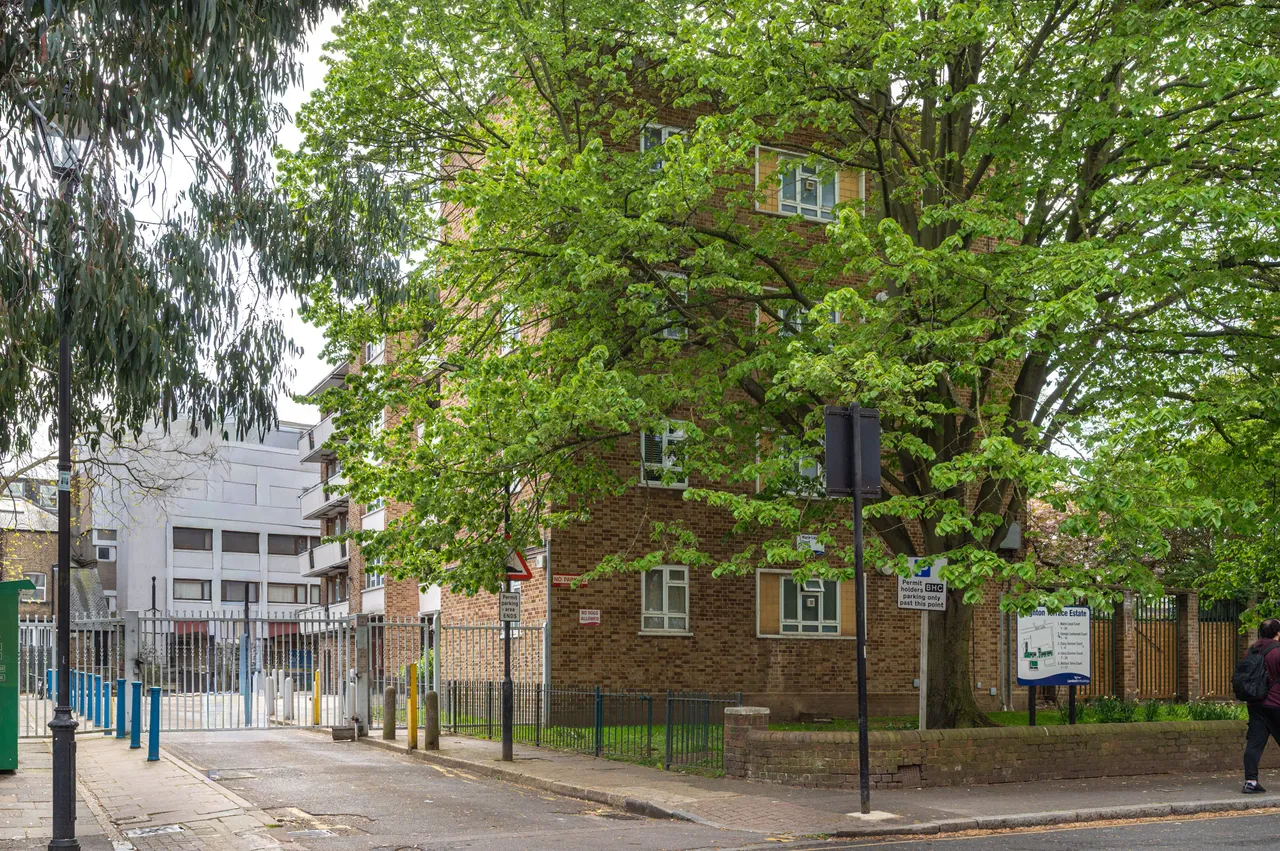 17 Marie Lloyd Court, Brighton Terrace, London, photo 10