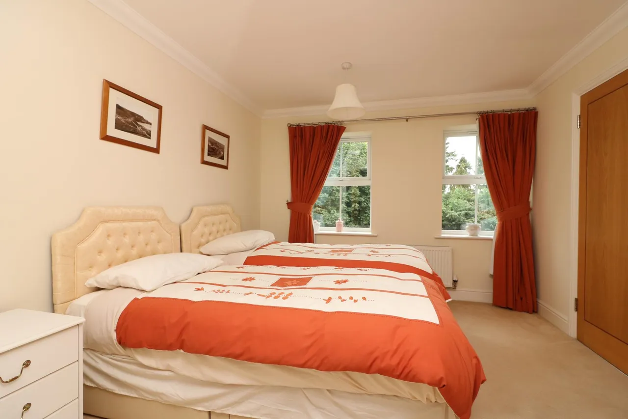 Wendover Lodge, Welwyn, Herts, AL6, photo 8