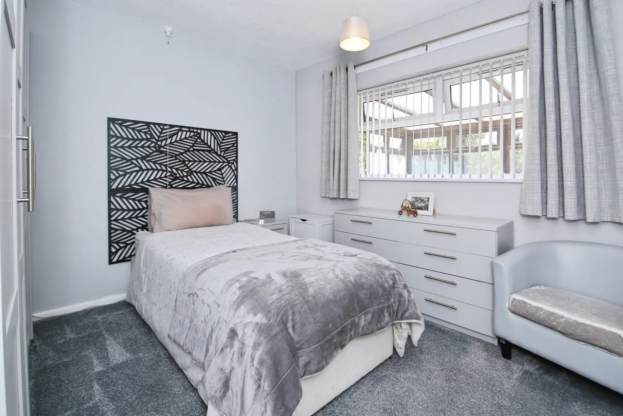 Newborn Close, Peterborough, photo 11