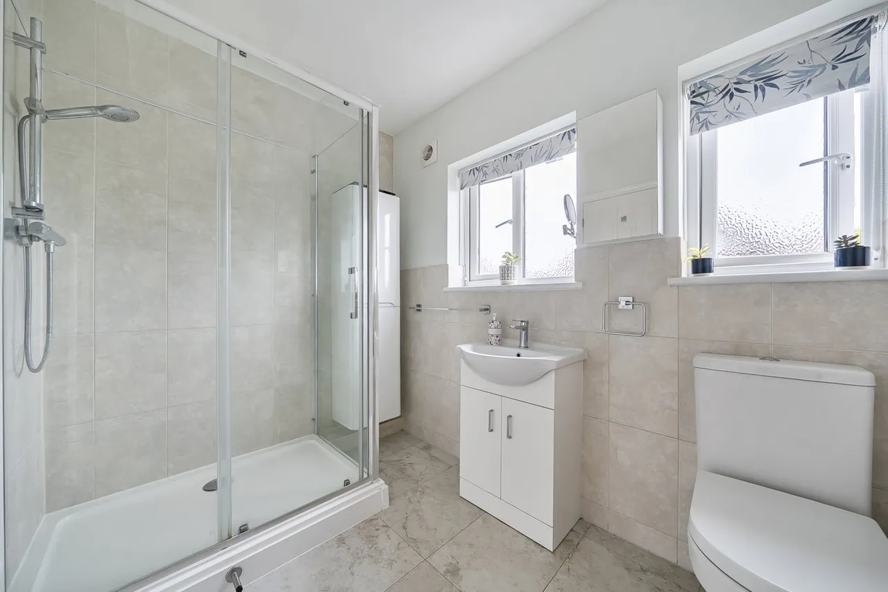 Monkton Road, Minster, photo 17