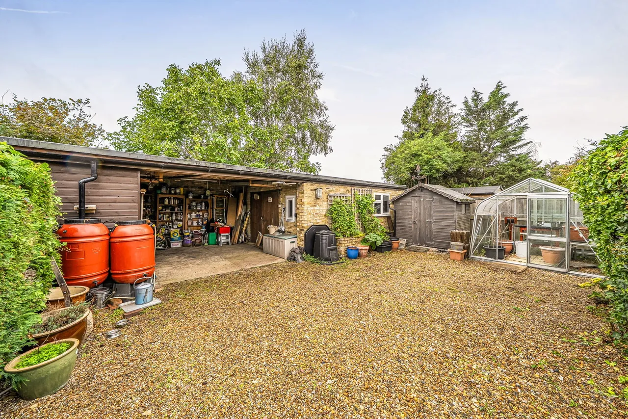 Monkton Road, Minster, photo 5