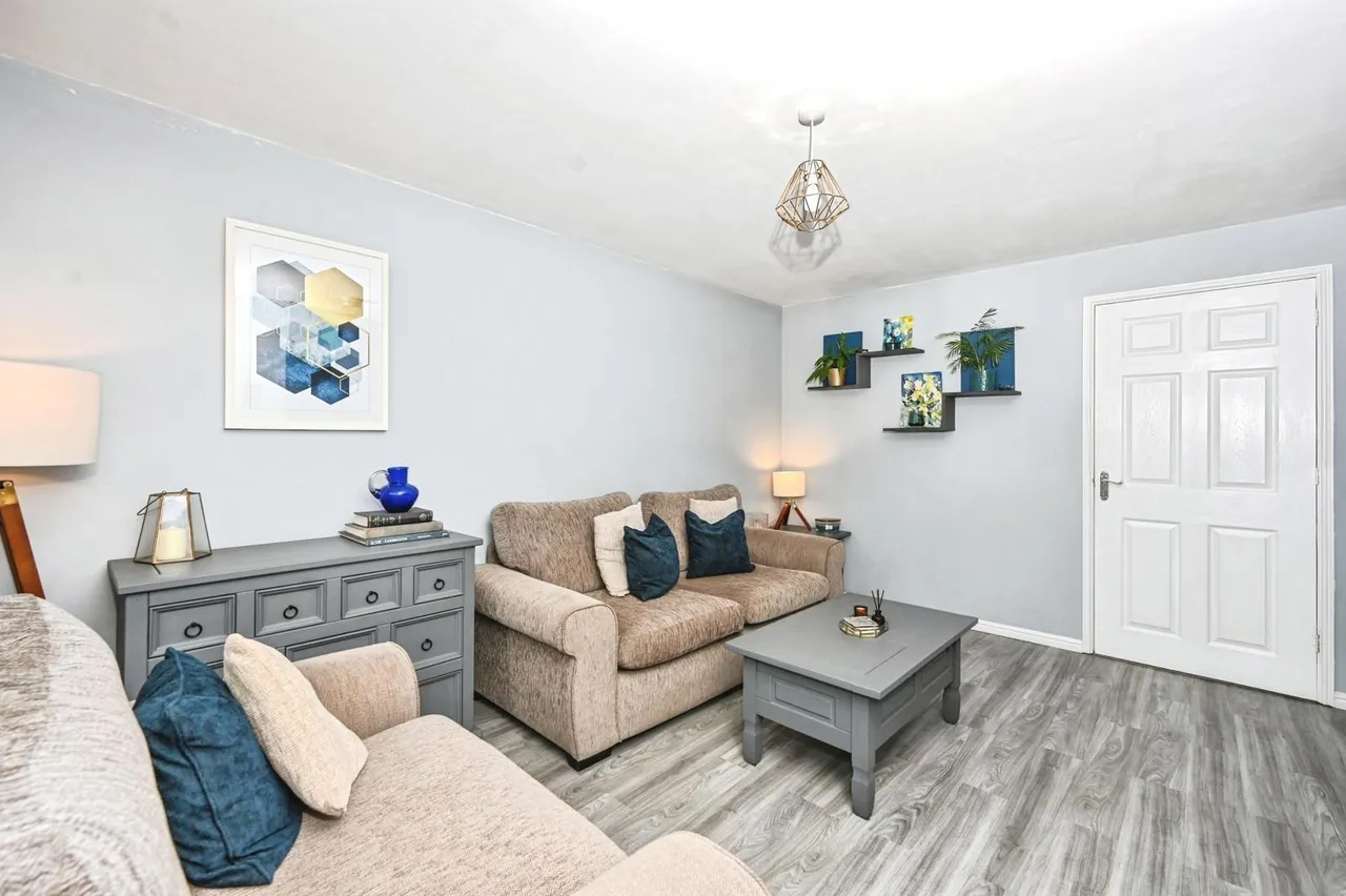 Dallas Drive, Great Sankey, WA5, photo 6