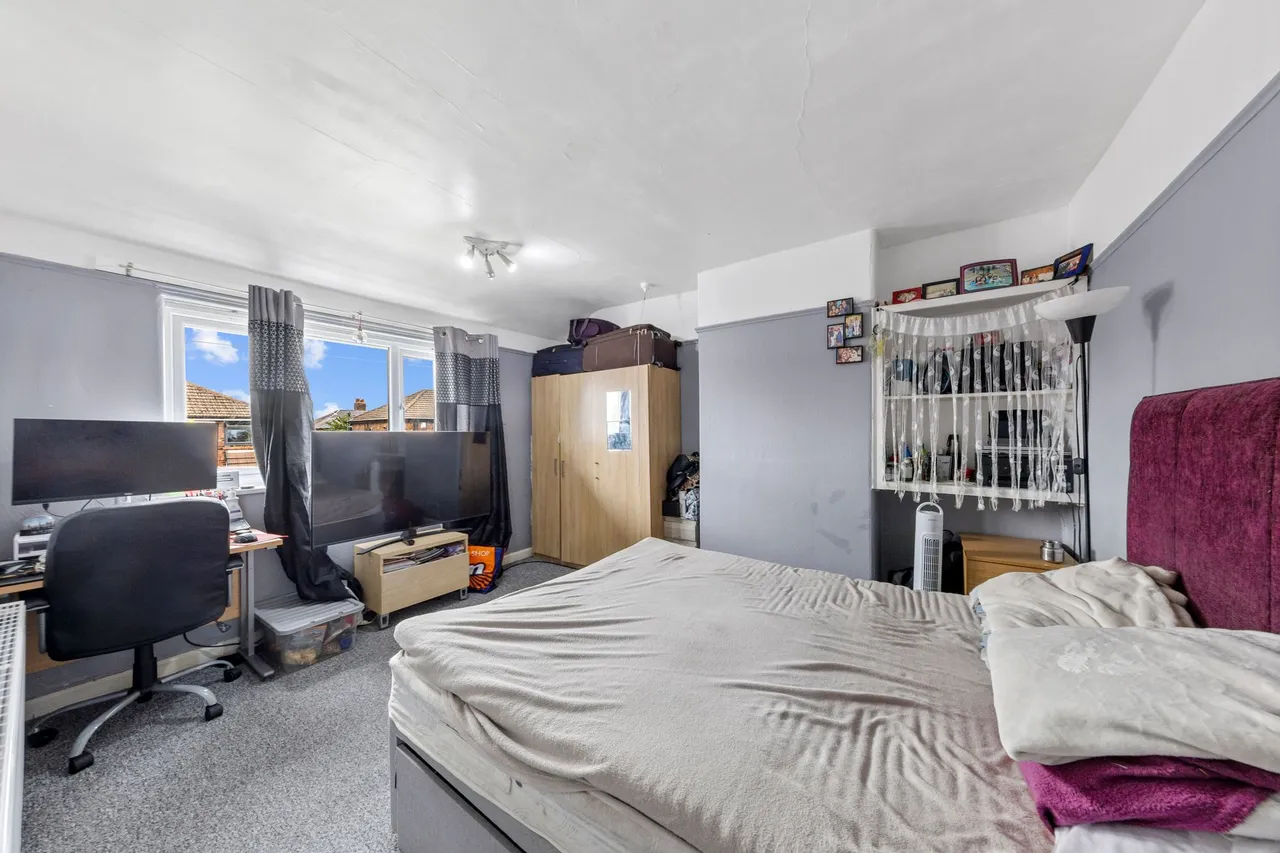 Rixton Avenue, Warrington, Warrington, WA5 0AT, photo 6
