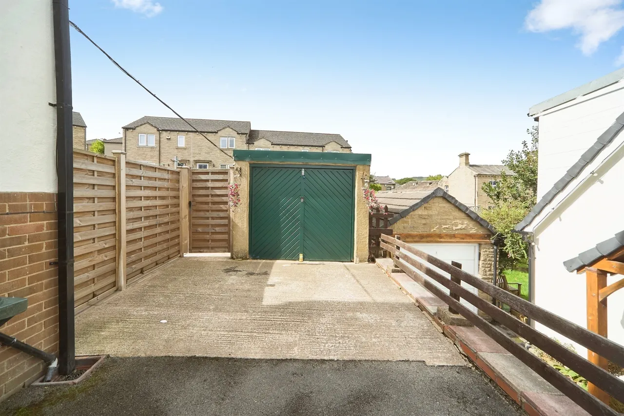 Westfell Way, Keighley, BD22, photo 17