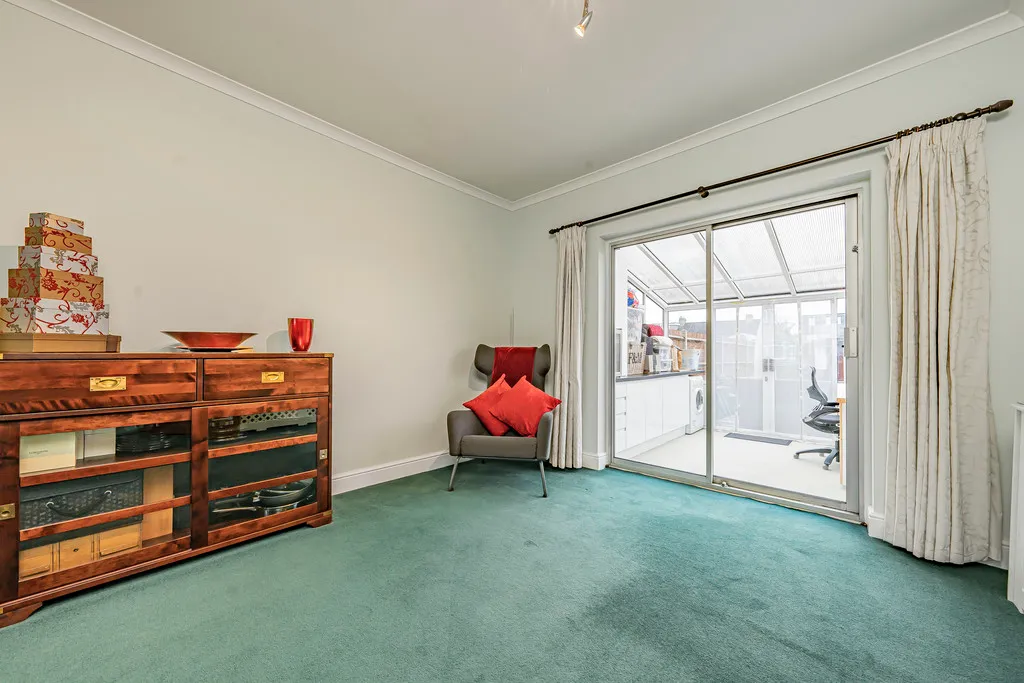 Woodcroft Crescent, Hillingdon, UB10, photo 14