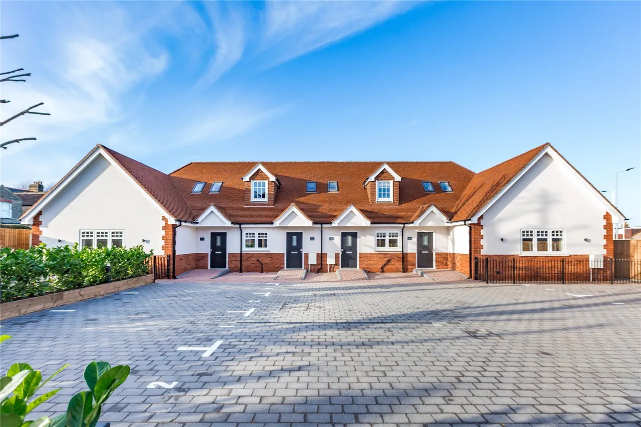 Jensen Close, Hornchurch, RM12, photo 6