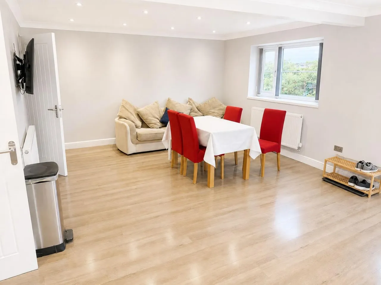 Cambrian Way, Swadlincote, DE11, photo 8