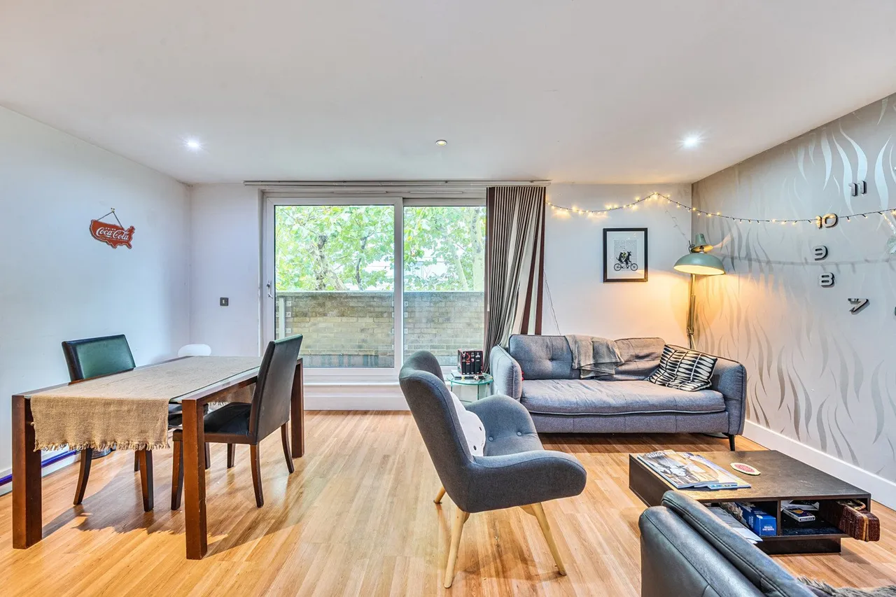3 bed flat for sale — Alscot Road, SE1