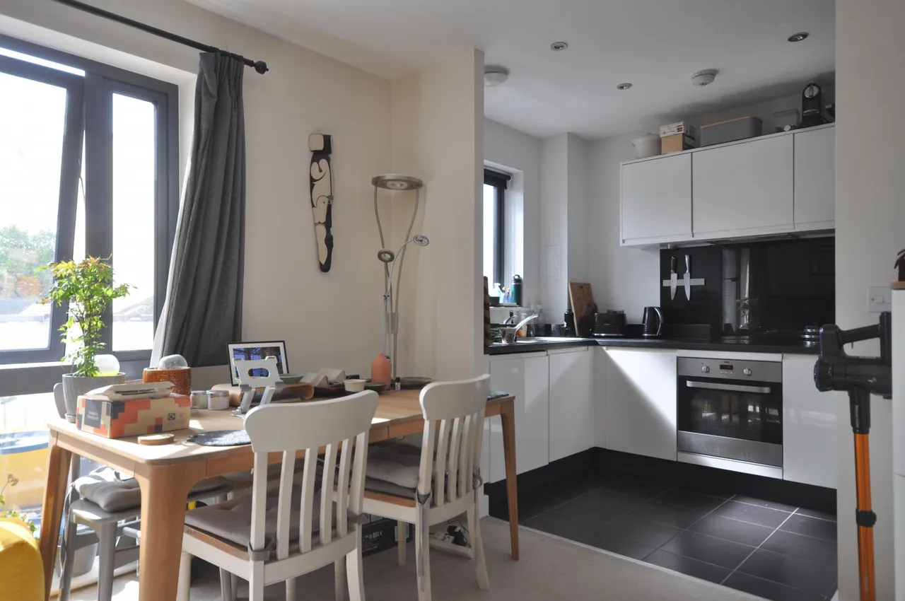 Fisher Close, London, SE16, photo 9