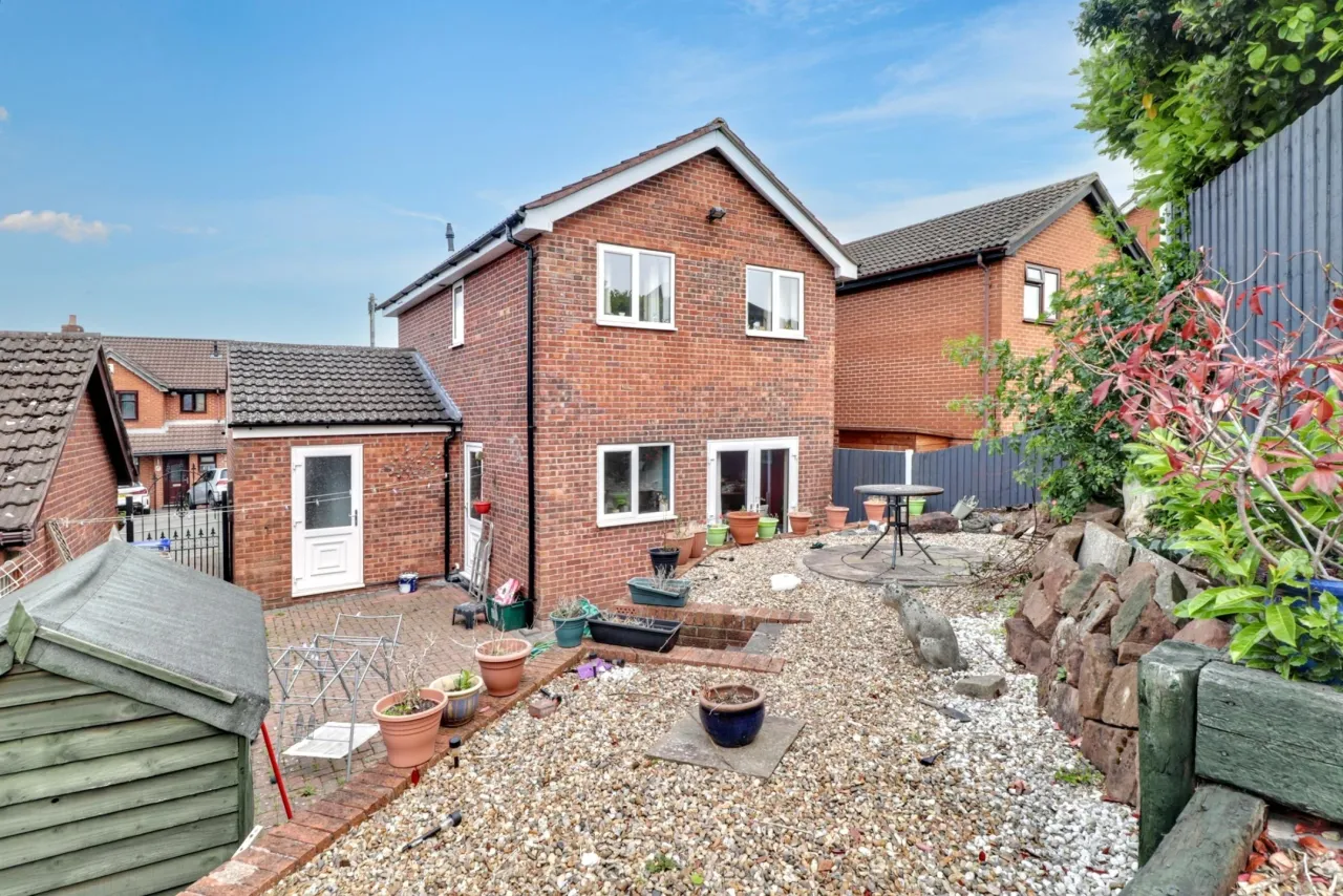 Briarbank Close, Stoke-on-trent, ST4, photo 16