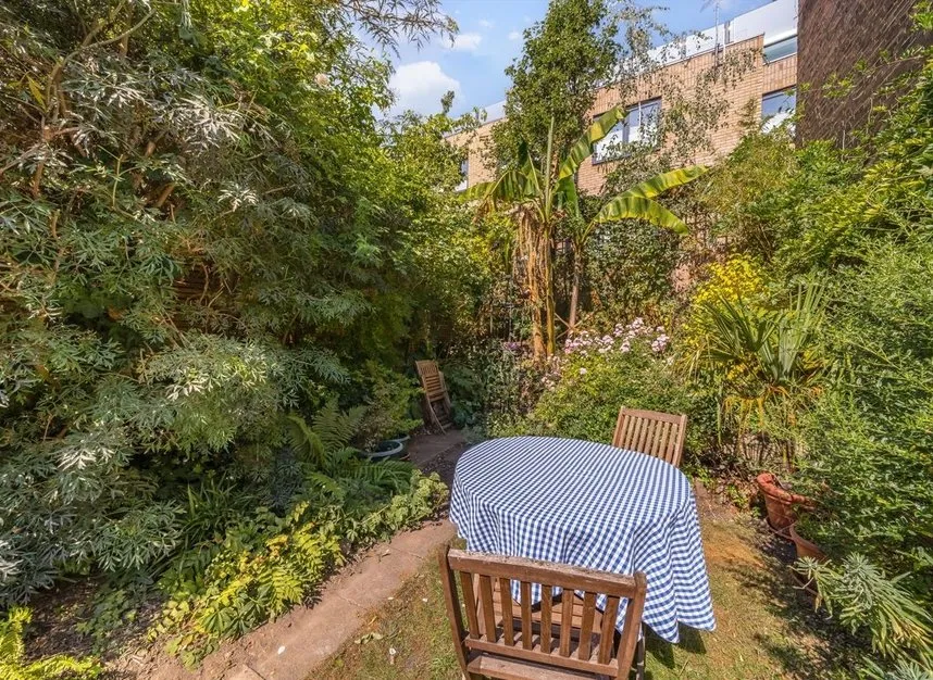 Chillingworth Road, Islington, N7, photo 9