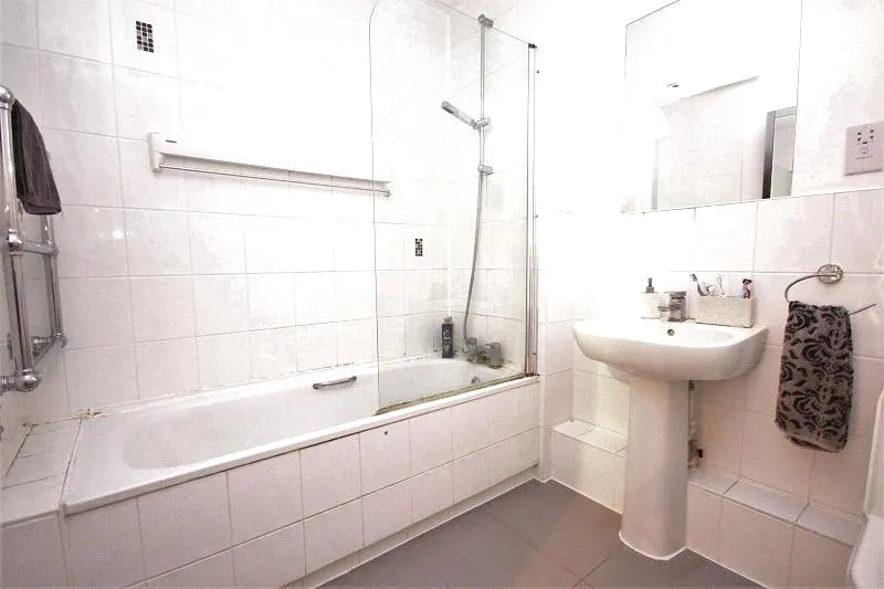 Jacks Farm Way, Chingford, E4, photo 3