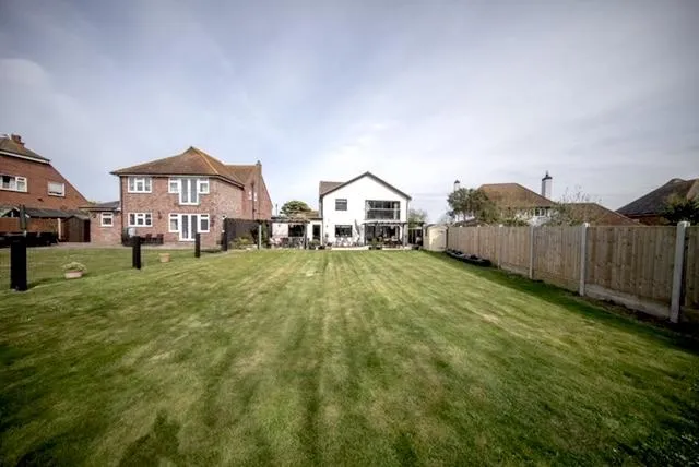Old Hall Lane, Walton On The Naze, CO14, photo 70