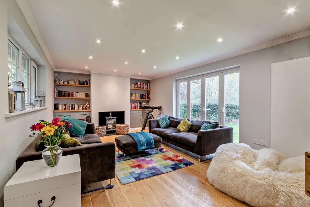 Tilford Road, Tilford, Tilford, GU10 2DF, photo 4