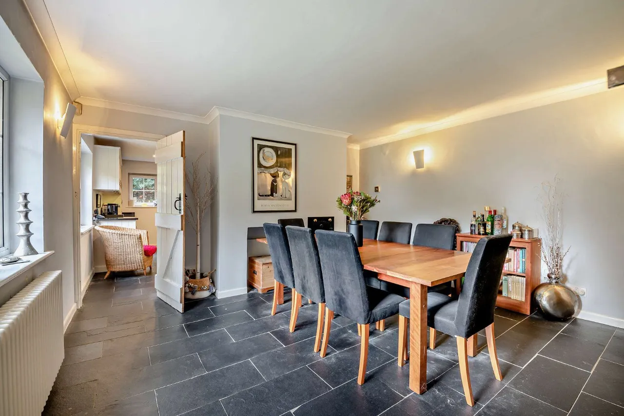 Tilford Road, Tilford, Tilford, GU10 2DF, photo 9