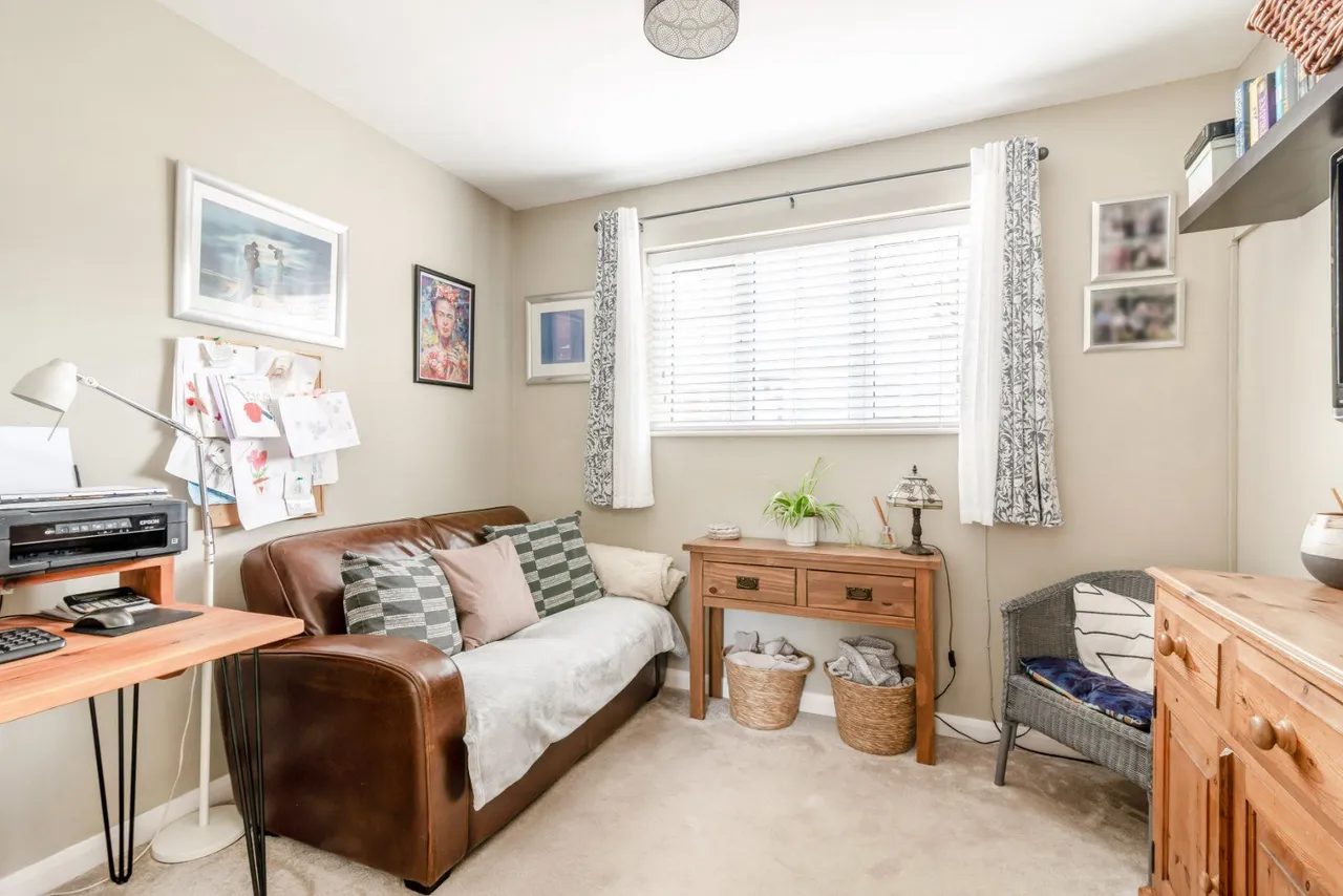 The Drift, Rowlands Castle, Hampshire, PO9 6DG, photo 7