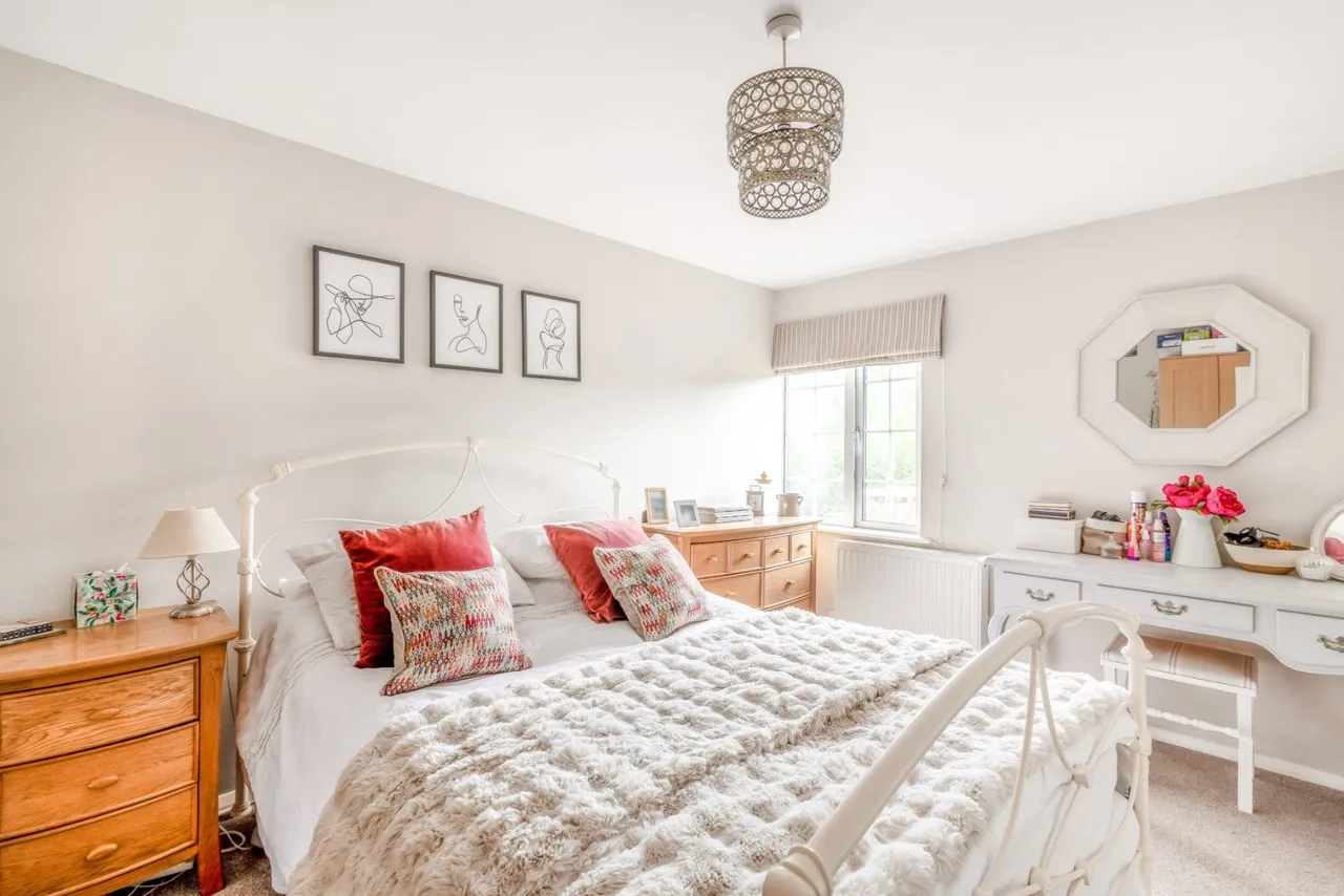 The Drift, Rowlands Castle, Hampshire, PO9 6DG, photo 9