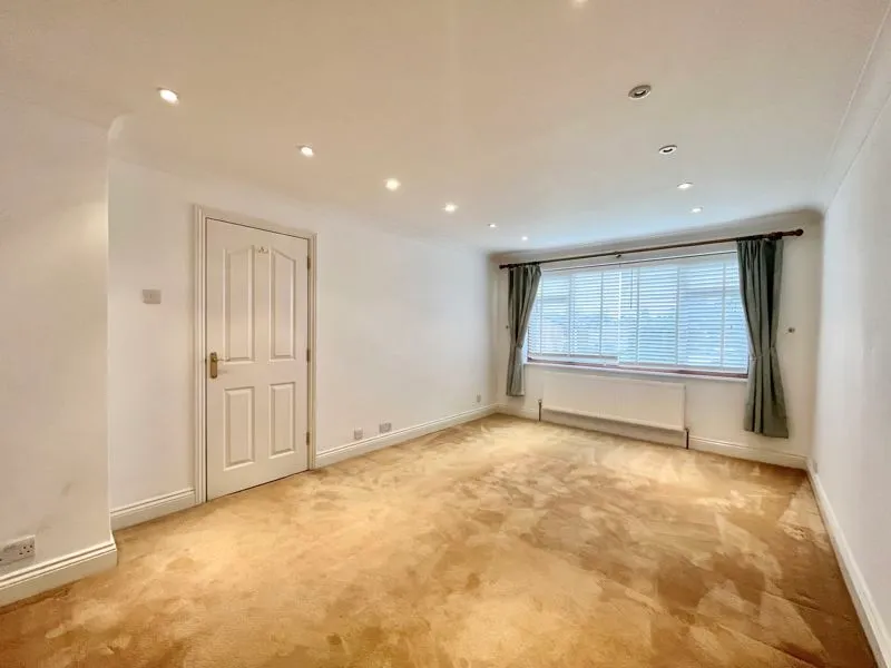 The Spinney Orsett, Grays, RM16, photo 12