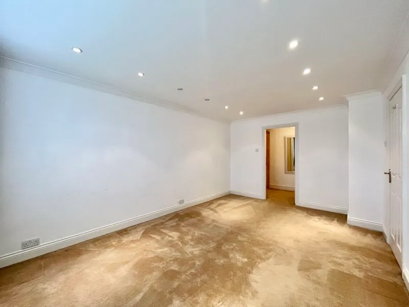 The Spinney Orsett, Grays, RM16, photo 13