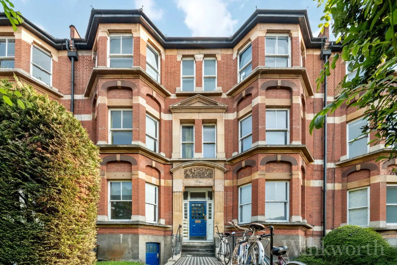 New Cross Road, London, SE14, photo 2