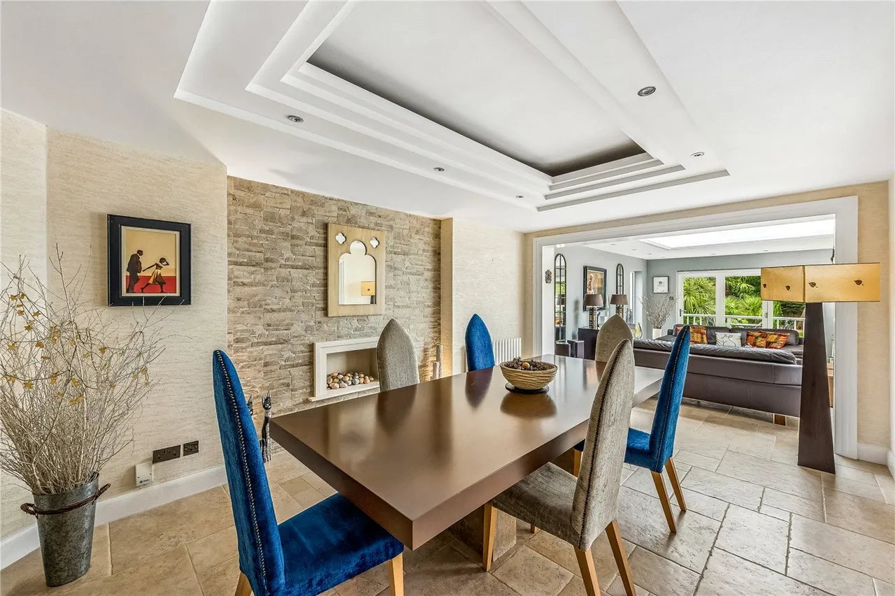 Creighton Avenue, London, N2, photo 5