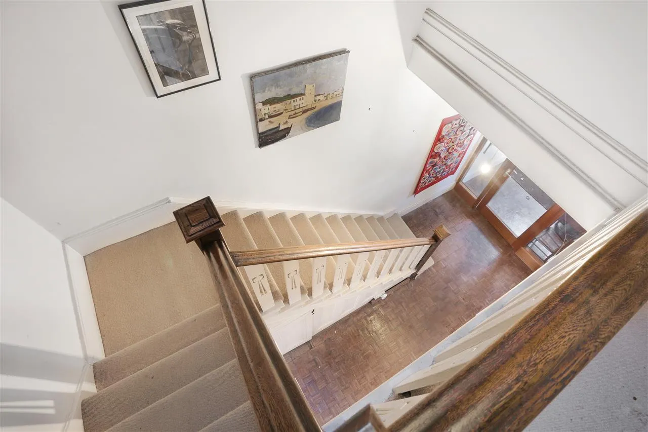 St. Albans Road, London, photo 18