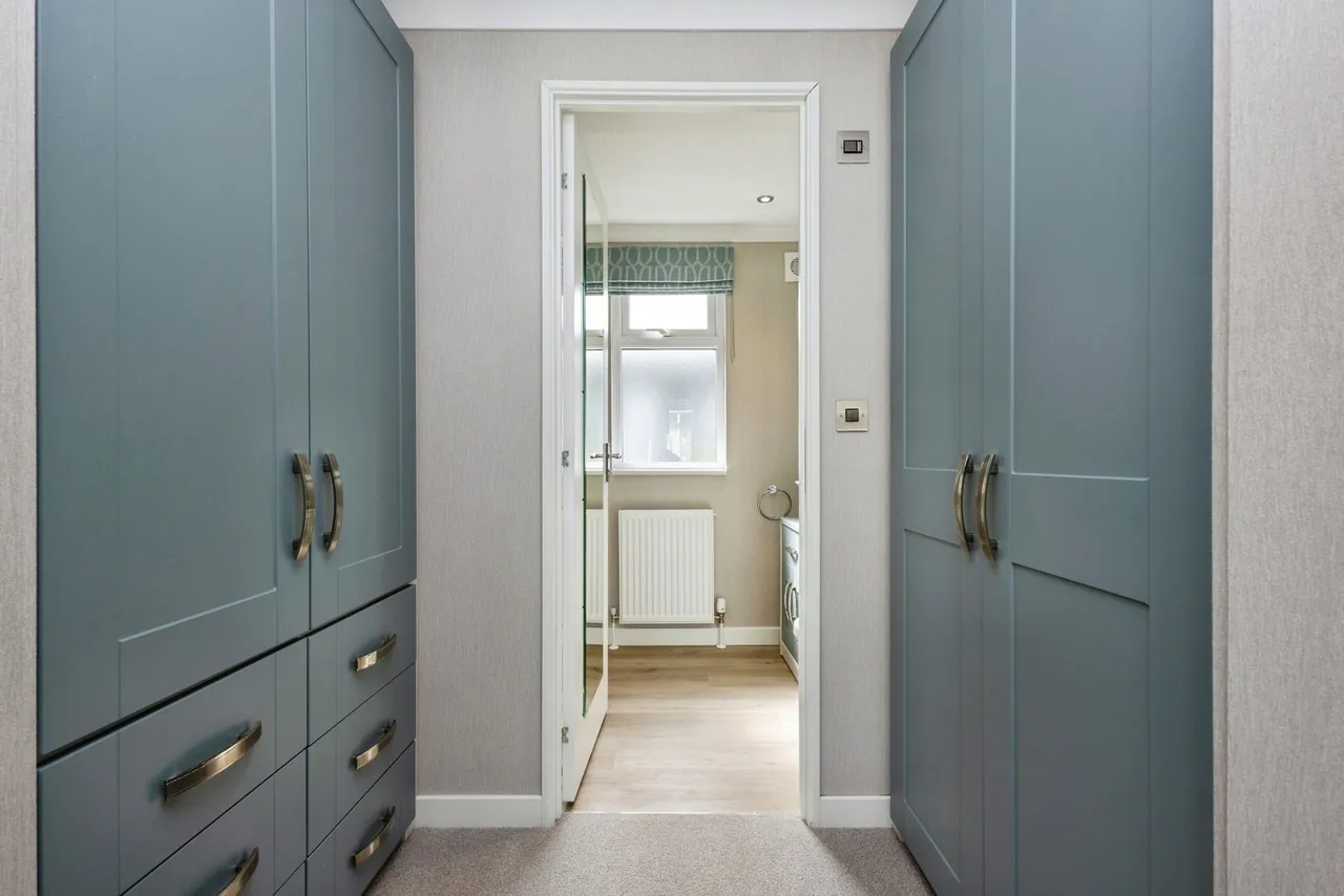 Portsmouth Road, Thursley, GU8, photo 13