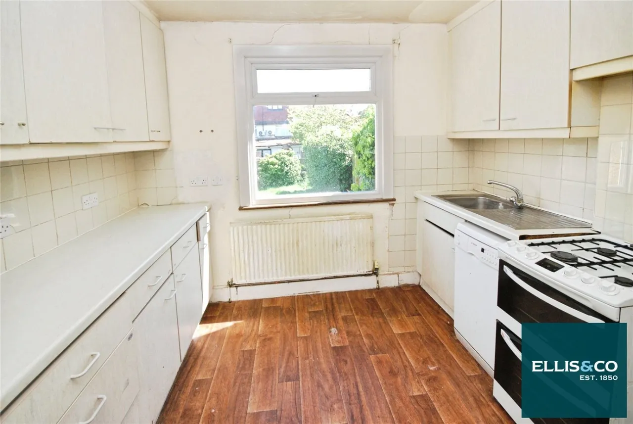 Elm Park Gardens, Hendon, NW4, photo 2