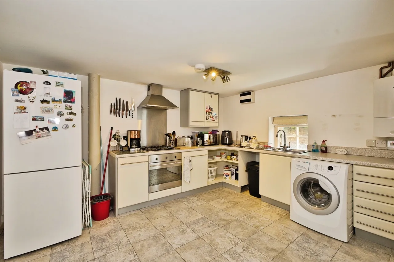 Old Mill Lane, Crewkerne, TA18, photo 11