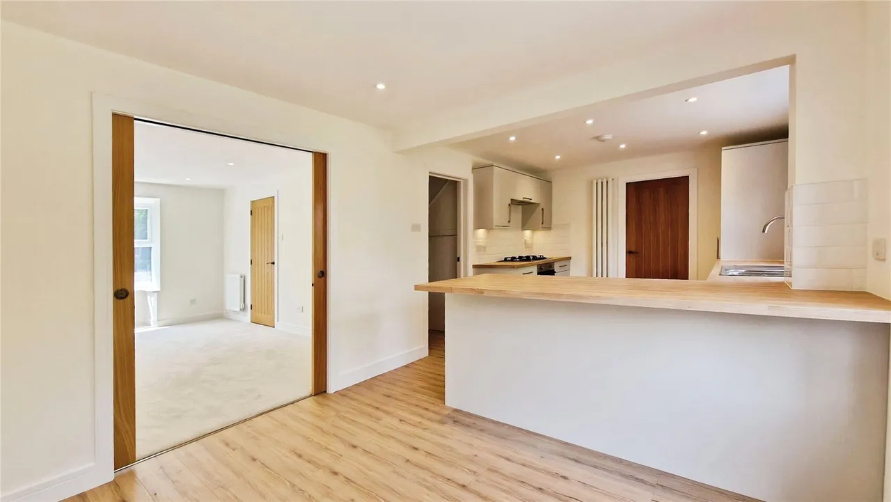 Thomas Drive, Warfield, Bracknell, Berkshire, RG42 3DZ, photo 3