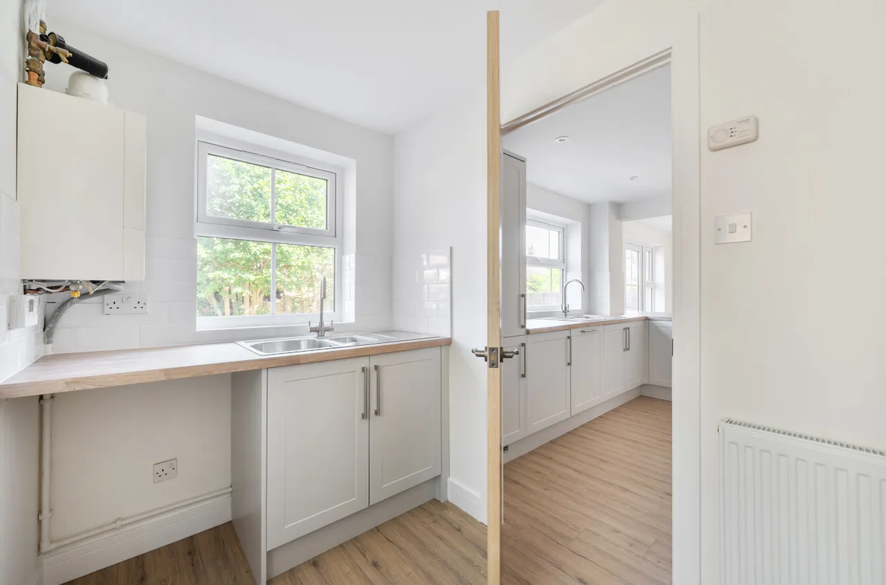 Thomas Drive, Warfield, Bracknell, Berkshire, RG42 3DZ, photo 17